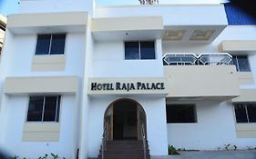 Hotel Raja Palace